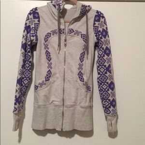 lululemon scuba hoodie size 6